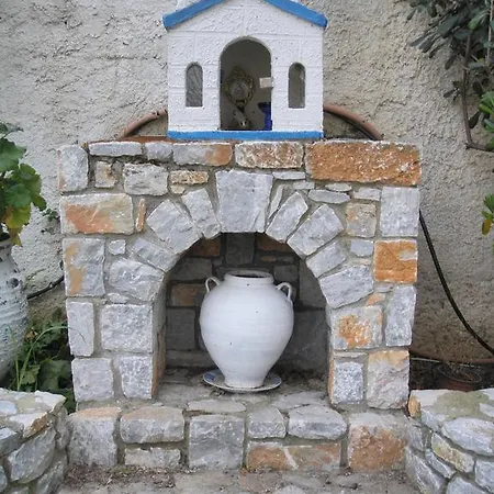 Skyros Avra Residences *