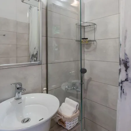 Ξενοδοχείο με διαμερίσματα Avra Residences Σκύρος