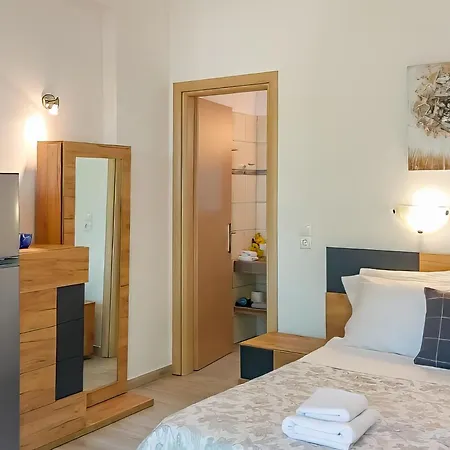 Lägenhetshotell Skyros Avra Residences *