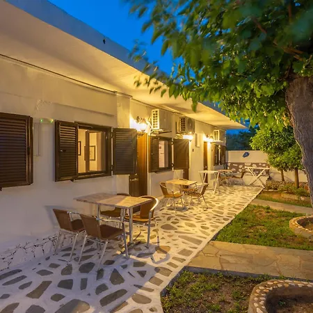 Skyros Avra Residences *