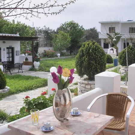 Skyros Avra Residences Aparthotel