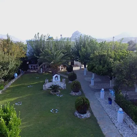 Aparthotel Skyros Avra Residences Skyros