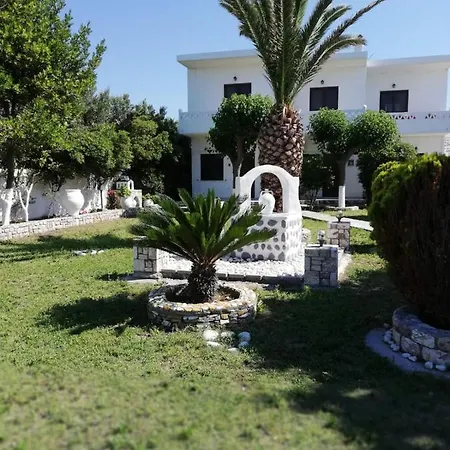 Skyros Avra Residences *